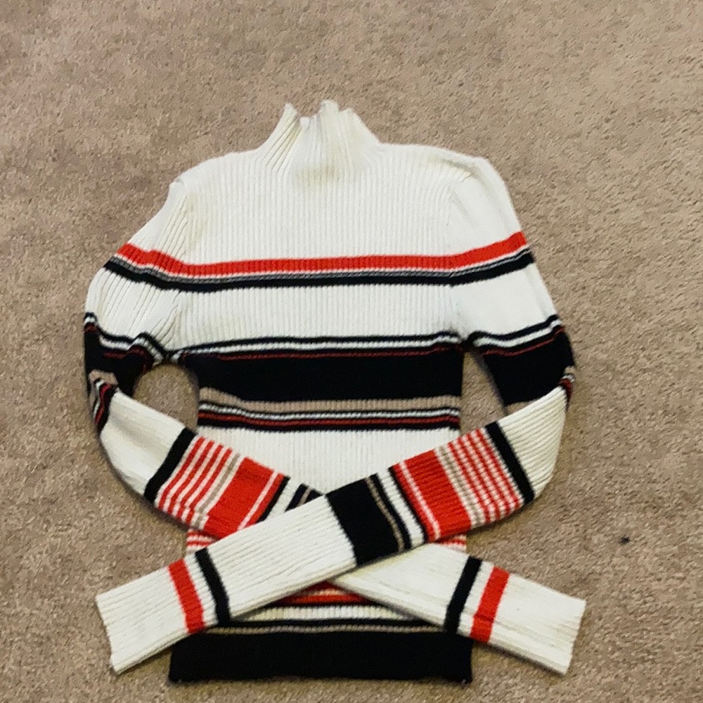 turtle neck sweater